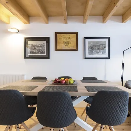 Lovelystay-modern Loft Center Lejlighed *