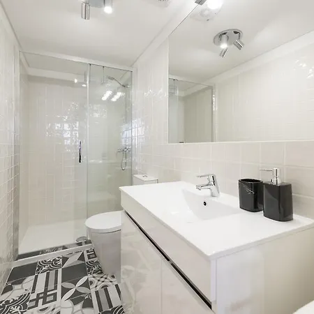 Lovelystay-modern Loft Center Lejlighed Porto