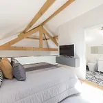 Daire Lovelystay-modern Loft Center