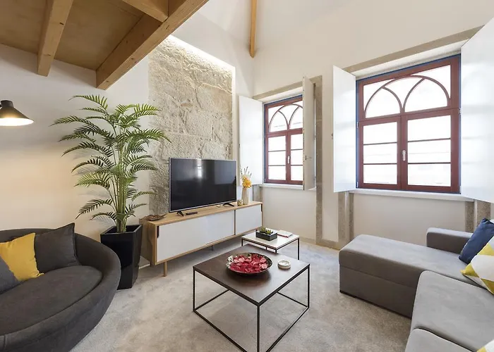 Lovelystay-modern Loft Center *